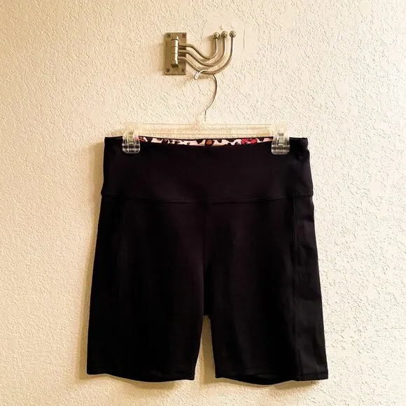 🦋 WILDFOX Sweat Biker Shorts Leopard Print Inside Band Black Large Workout