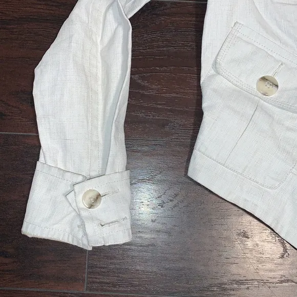 100% Linen Cabi Blazer, sz Small.