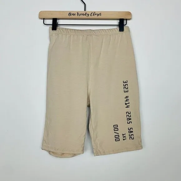 #48 FASHION NOVA | NWT COUNTING DIGITS BIKER SHORT MOCHA SIZE SMALL