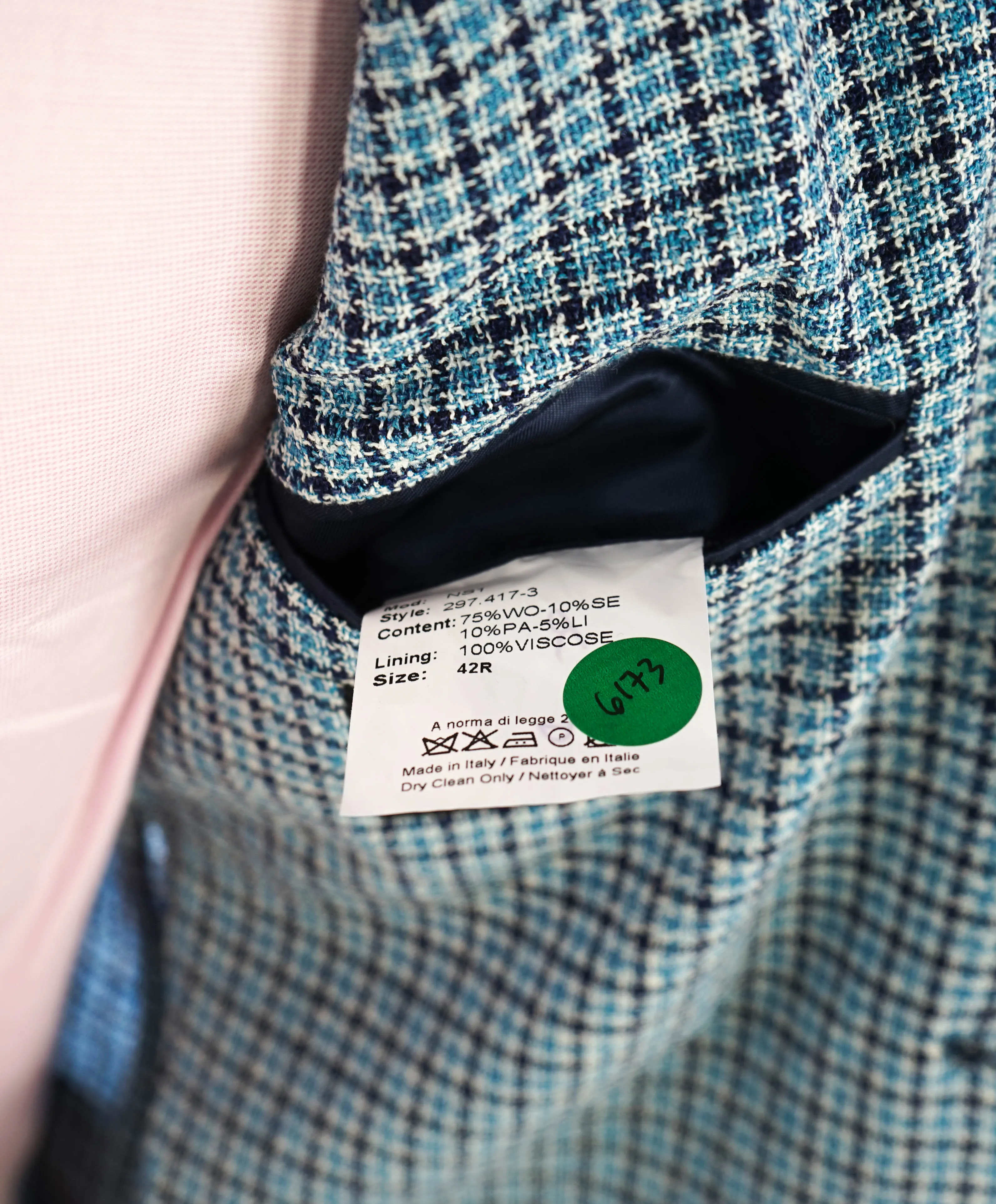$895 VITALE BARBERIS CANONICO - For SAKS 5TH AVE Blue Houndstooth Blazer - 42R