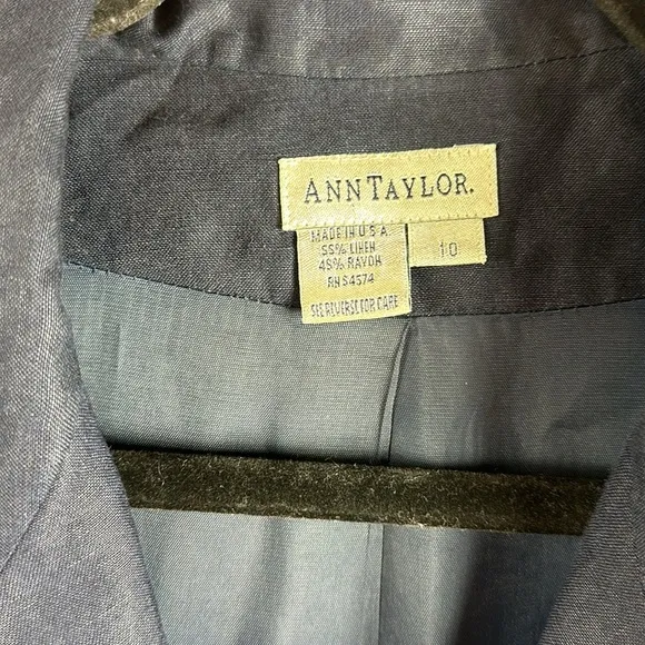 Ann Taylor Navy Double Breasted Blazer Size 10 Gold Button Detail