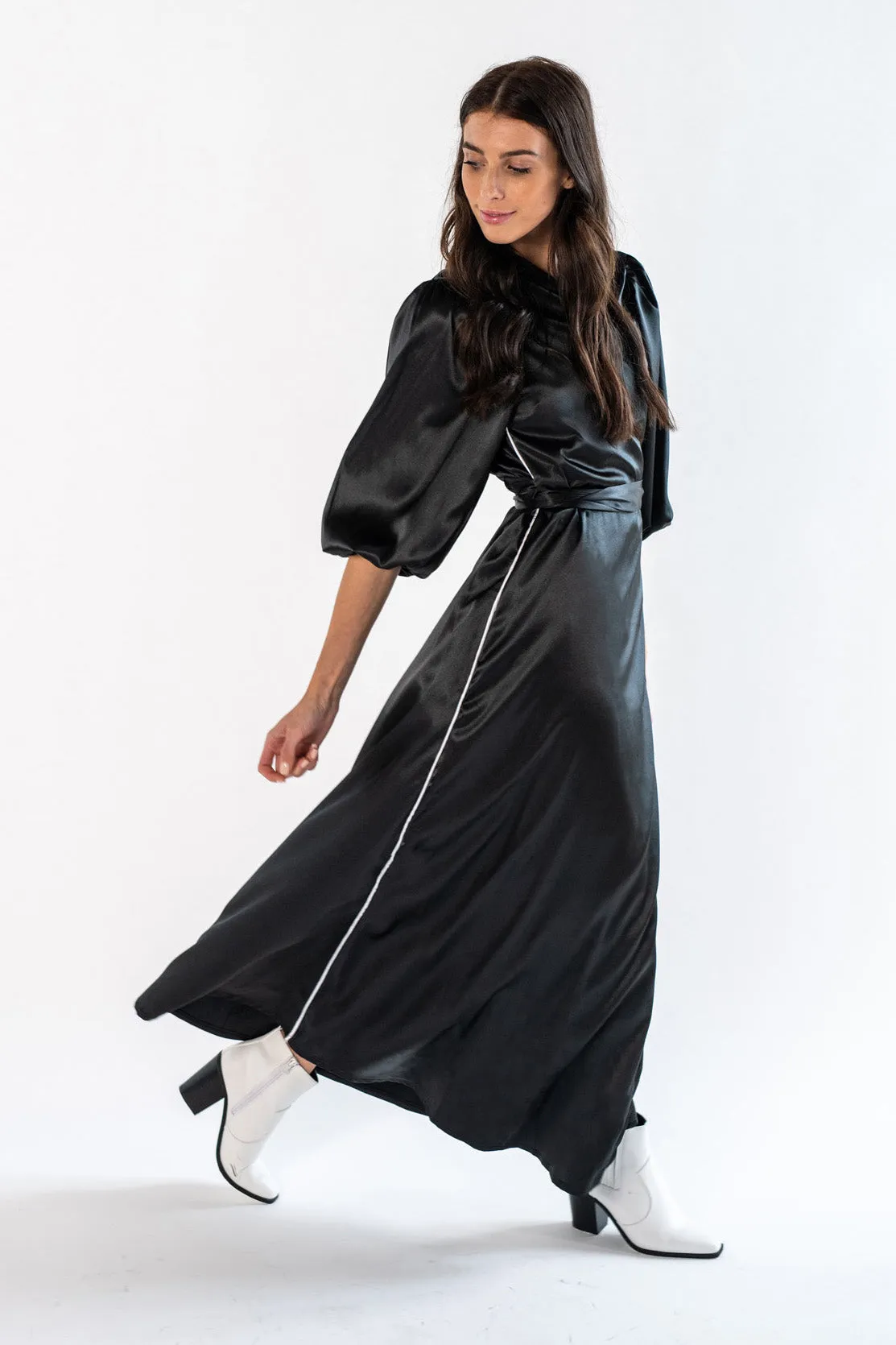 Balloon Sleeve Wrap Dress Maxi-Black