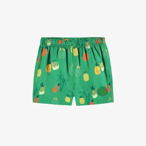 Bermuda de bain vert à motifs de fruits, bébé || Green swim shorts with fruit all over print, baby
