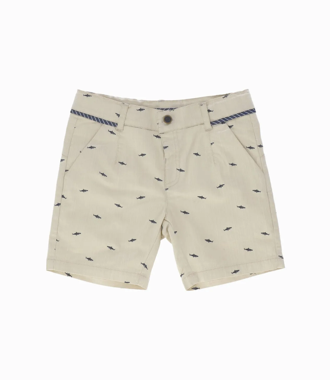Bermuda niño con tiburones