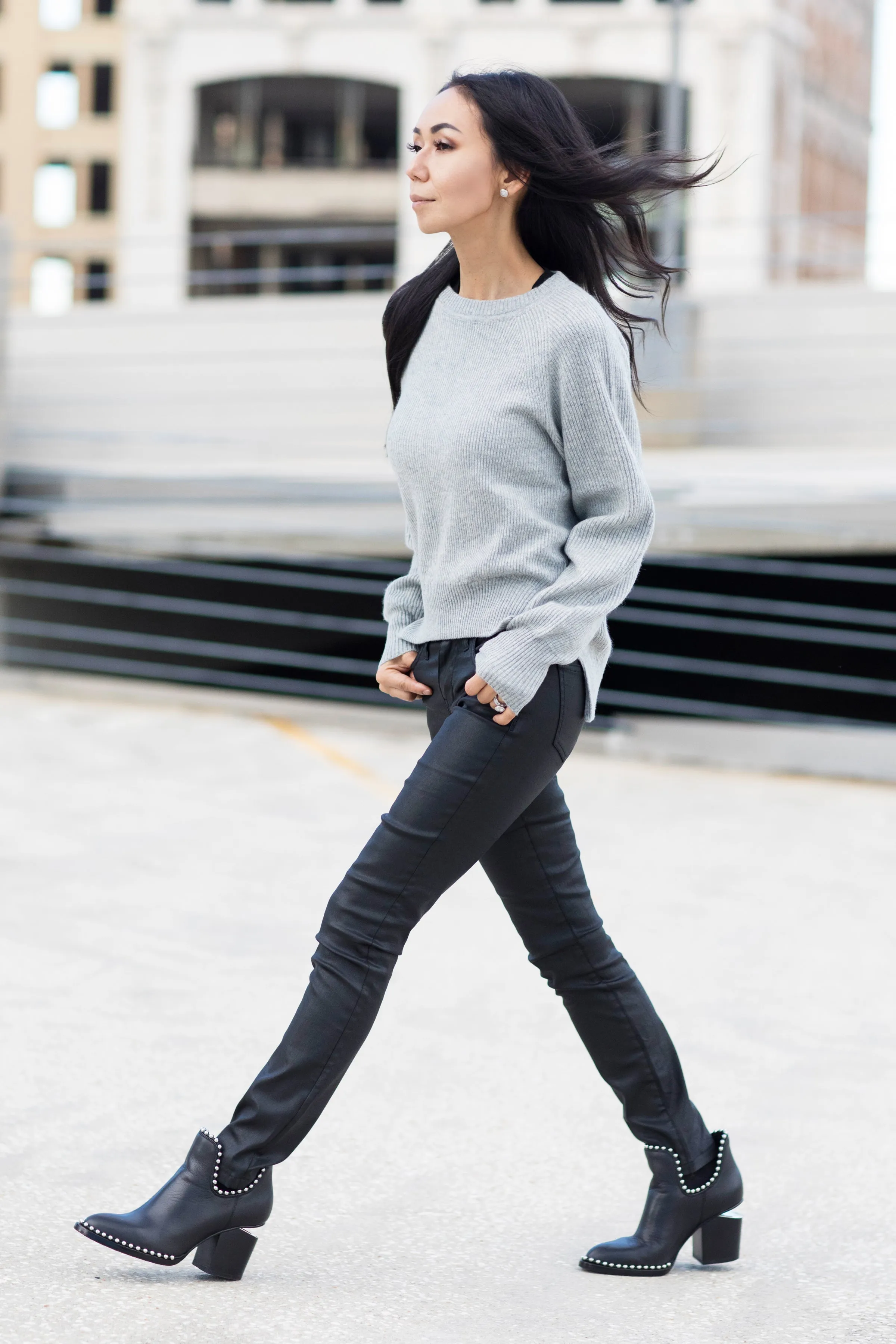 Betsy Cashmere Crewneck Sweater - Grey