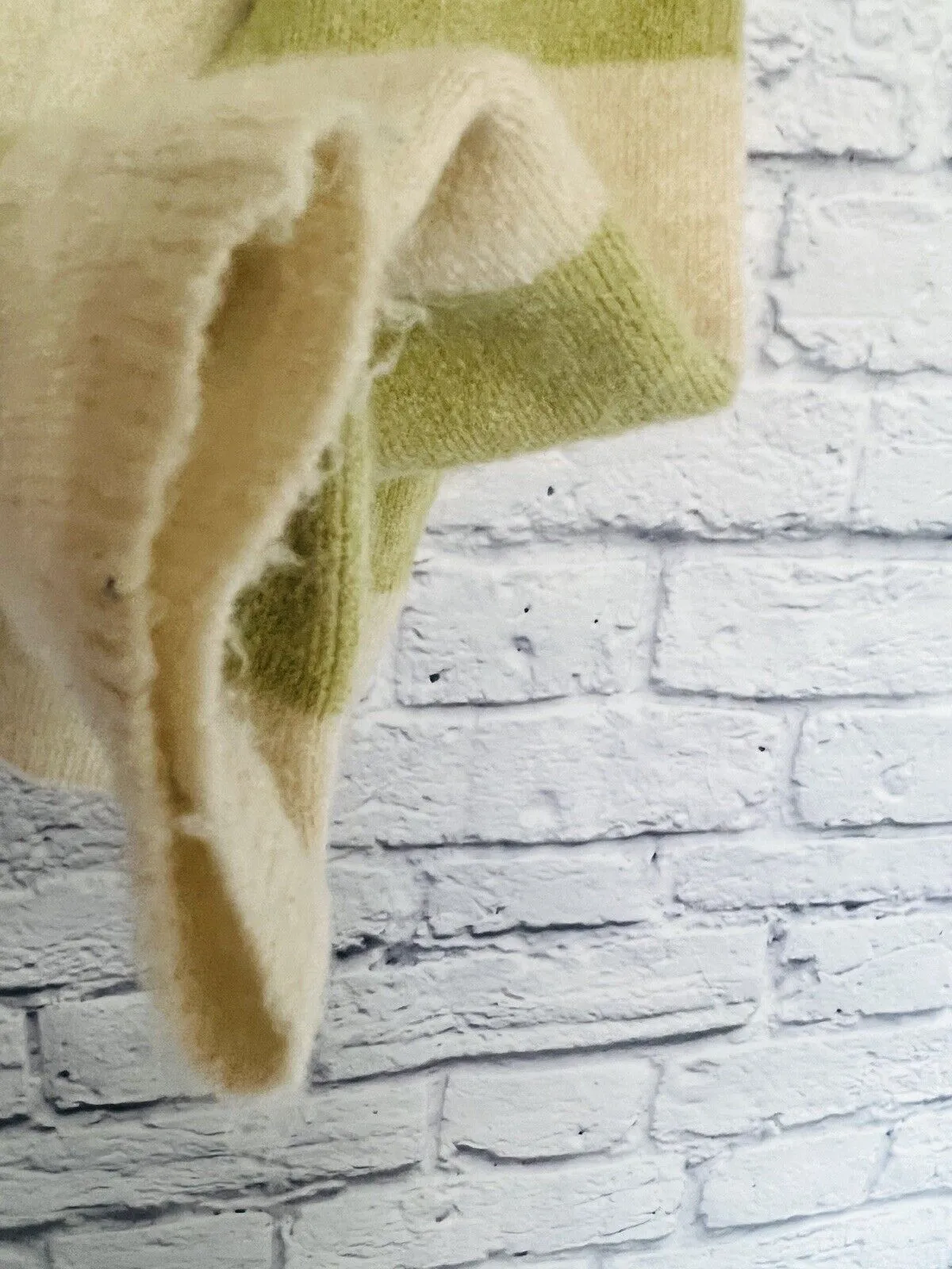 BILLABONG Womens Sweater Crop Sz M Lime/Cream Cozy Soft Cardigan
