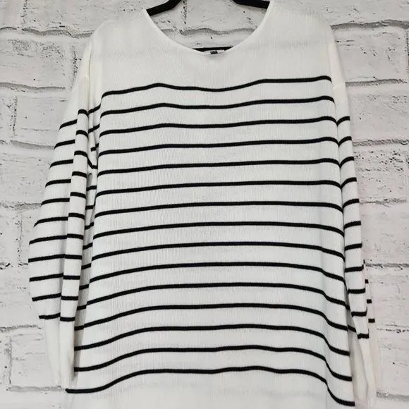 Cabi Knitted Button Up Striped Turnabout Cardigan Sweater White Size Medium 6164