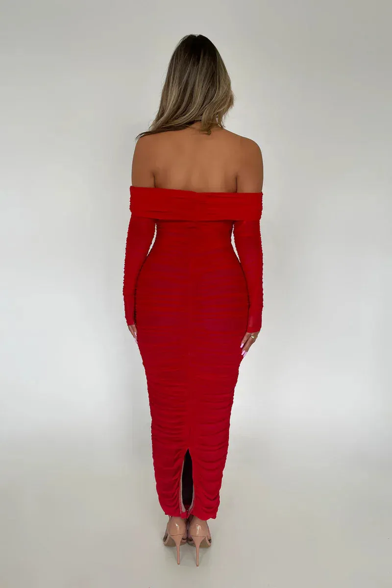 Chic Off-Shoulder Ruched Mesh Bodycon Midi Dress with Long Sleeves – Stylish Evening Wear