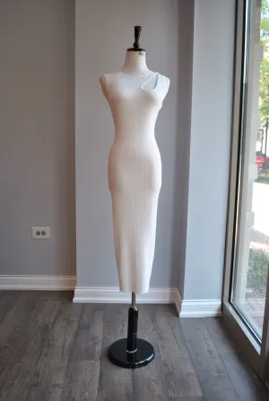 CLEARANCE - WHITE SWATER MIDI SUMMER DRESS