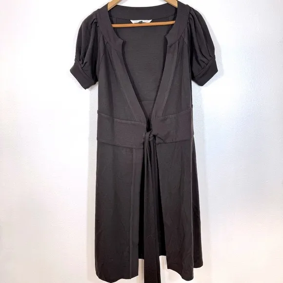 Diane Von Furstenberg Lauren 100% Wool Puff Short Sleeved Wrap Dress Sz 6