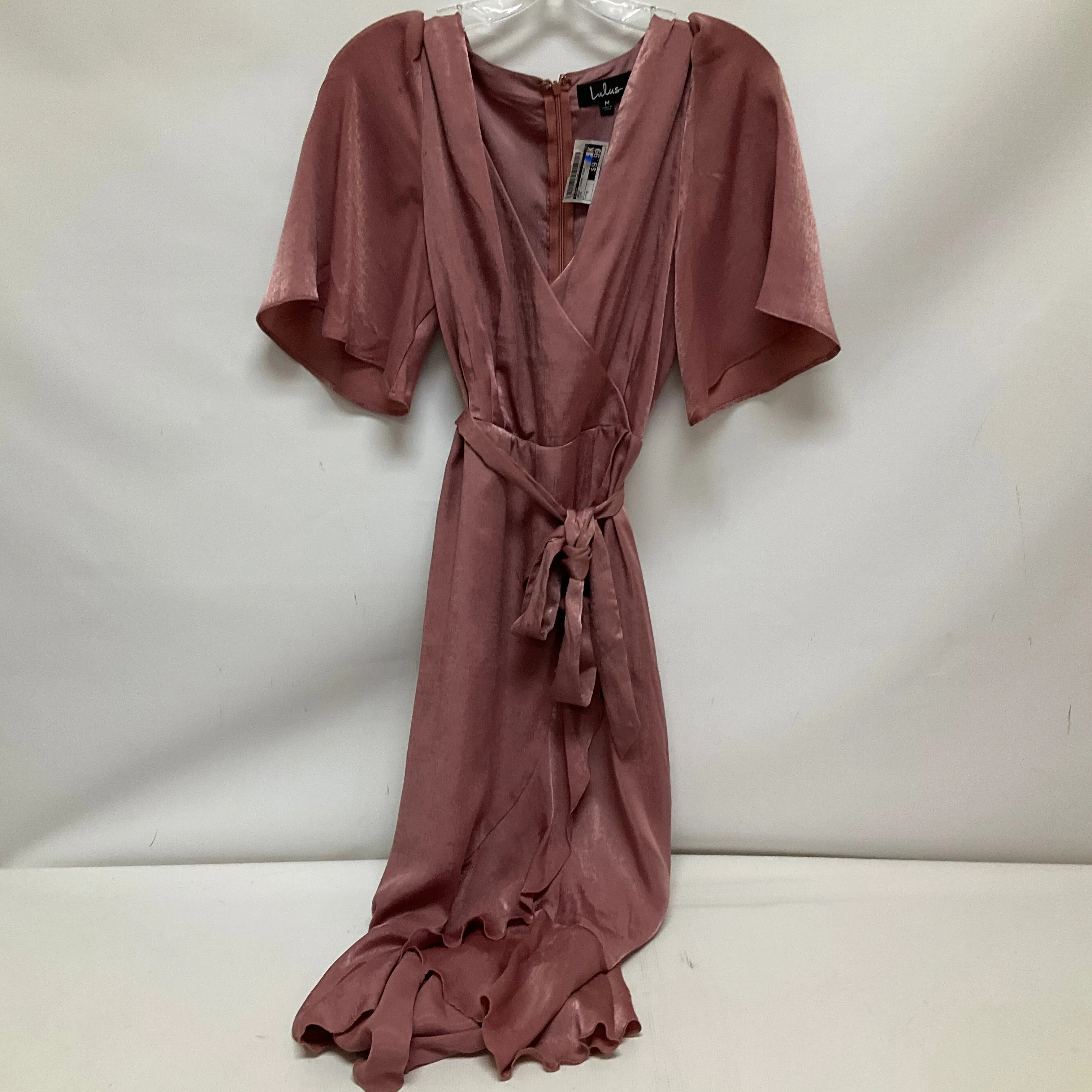 Dress Casual Midi By Lulus  Size: M