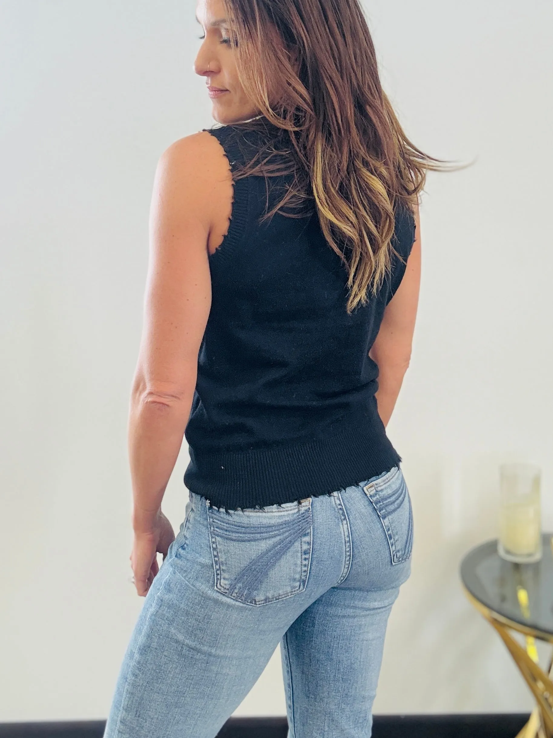 ELAN Eva Sleeveless Top