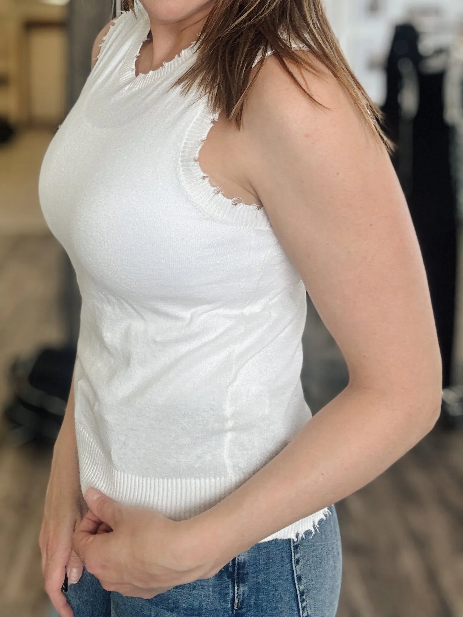 ELAN Eva Sleeveless Top