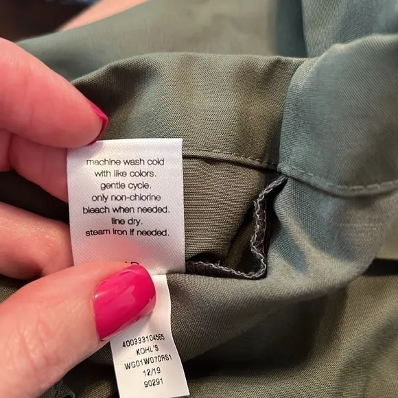 Elizabeth and James || NWT|| High Waisted Pleated Belted Shorts
