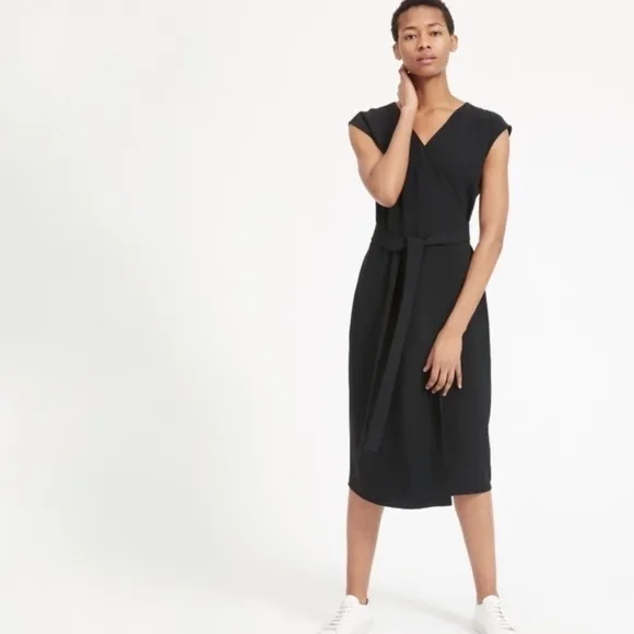 Everlane The Japanese GoWeave Wrap Dress
