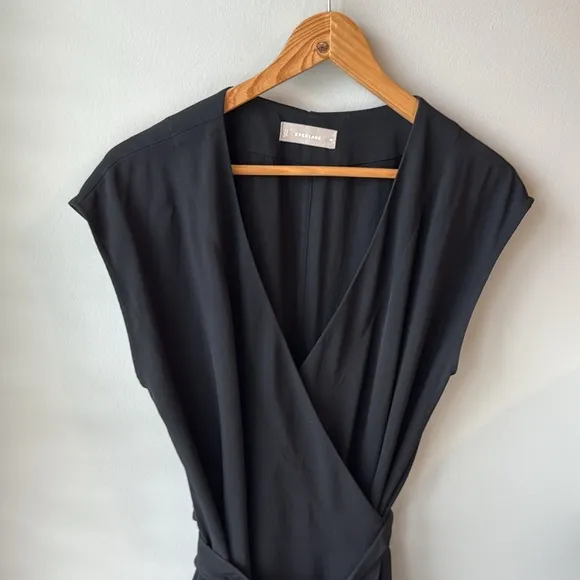 Everlane The Japanese GoWeave Wrap Dress