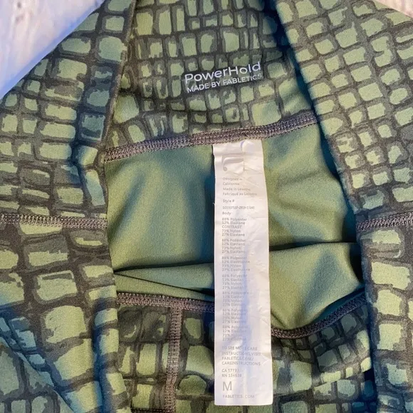 Fabletics Define high waisted short 9&quot; safari crocodile Powerhold reversible bra