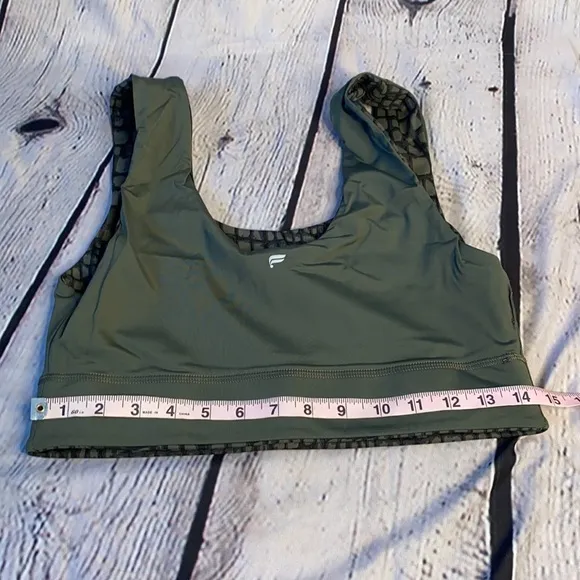 Fabletics Define high waisted short 9&quot; safari crocodile Powerhold reversible bra