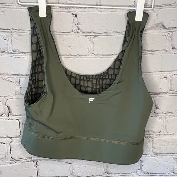 Fabletics Define high waisted short 9&quot; safari crocodile Powerhold reversible bra