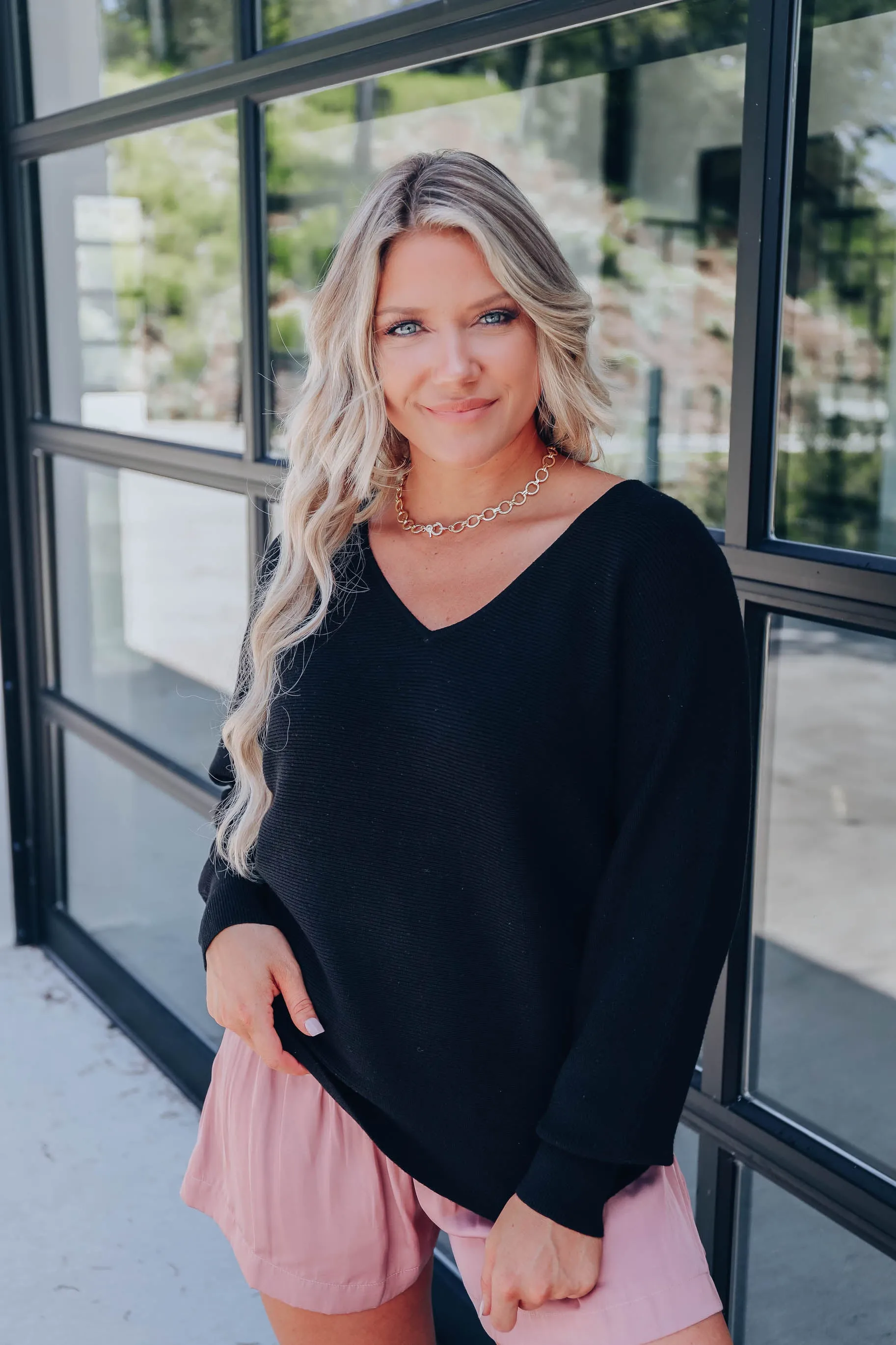 First Class V-Neck Sweater - Black