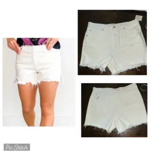 FREE PEOPLE NWT Makai Ripped CutOff Jean Short Ivory Bright White Wome…