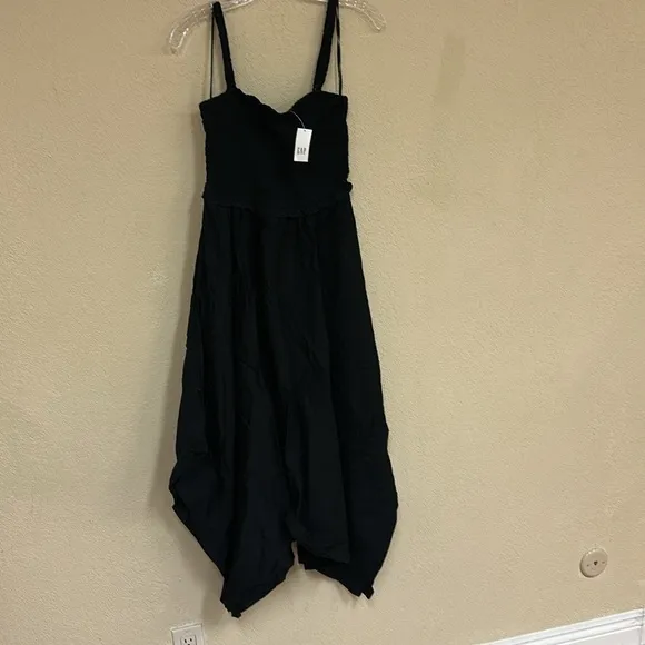 GAP NWT August Handkerchief Hem midi Dress size S