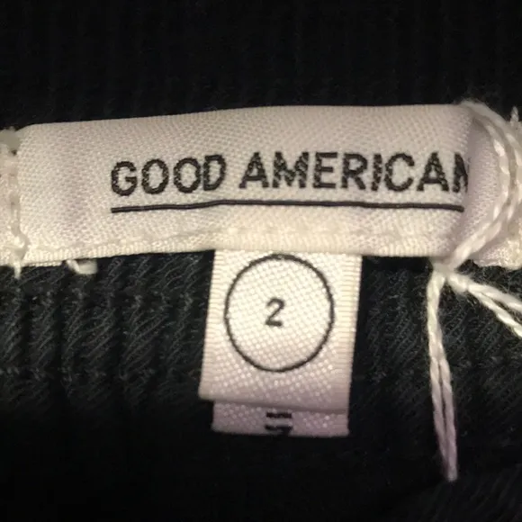 Good American Black Bermuda Shorts Size 2