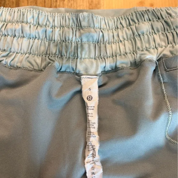 Hotty Hot High Rise Shorts Size 6