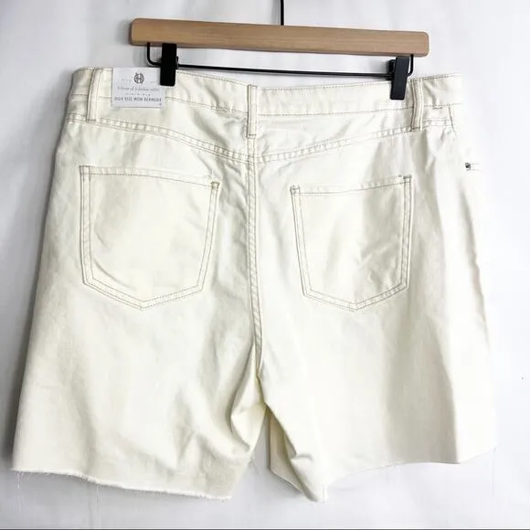 HOUSE OF HARLOW High Rise Mom Bermuda Shorts NWT in Size 33