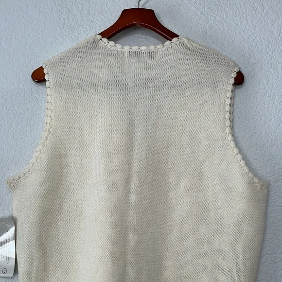 Karen Scott Vintage Wool Embroidered Crochet Sweater Vest