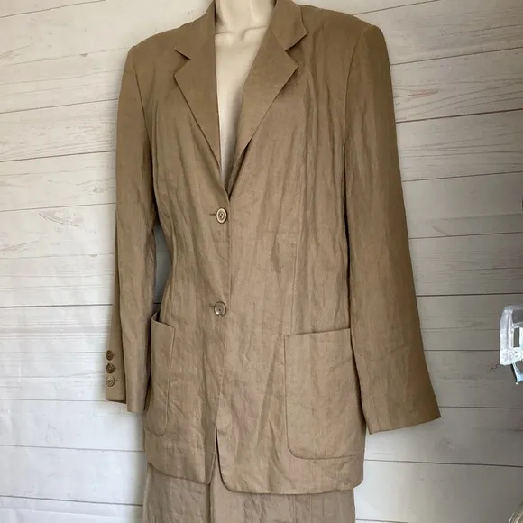 K.T. Kiyoko Takase Size U.S.14 100% Flax Linen Tan Skirt Suit
