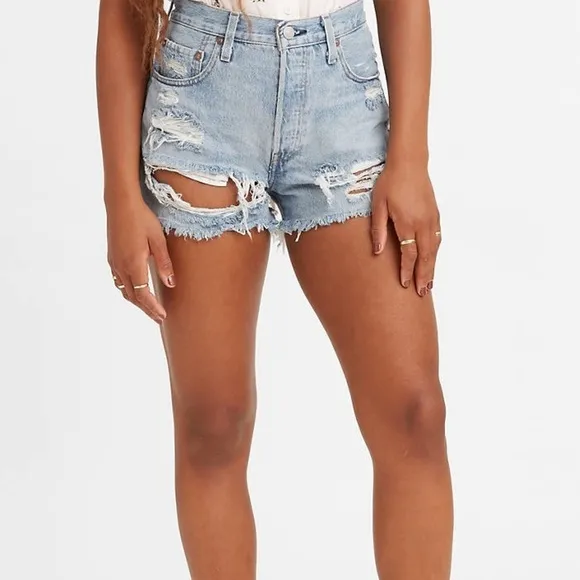 Levi’s 501 High Rise Shorts Fault Line size 25