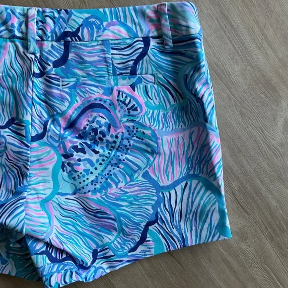 LILLY PULITZER Callahan Stretch Shorts Bermuda Blue Fishful Thinking preppy sz 4