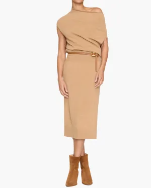 LORI SLEEVELESS DRESS IN CAMEL