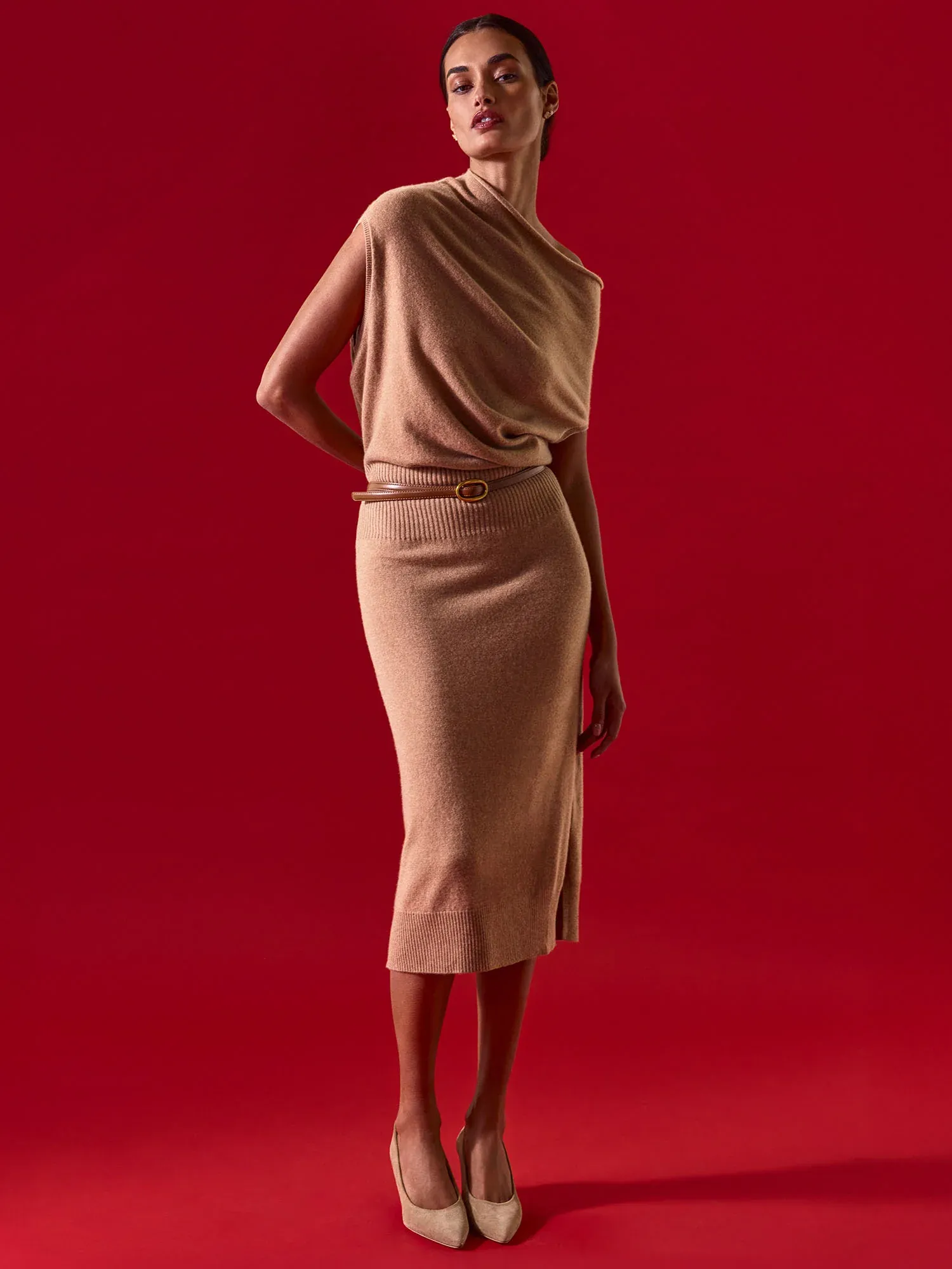 LORI SLEEVELESS DRESS IN CAMEL