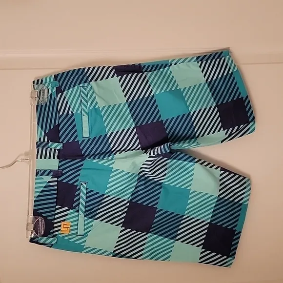 Loudmouth Ladies Bermuda Golf Shorts Size 2. Blue Plaid