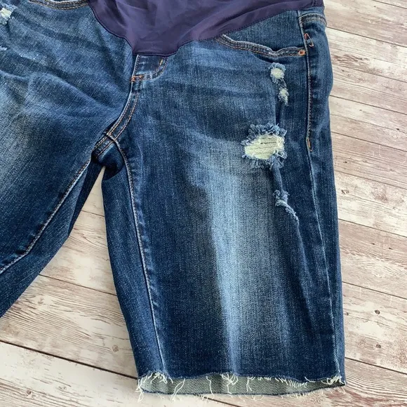 LPinkBlush Blue Distressed Maternity Full Panel Bermuda Raw Hem Shorts