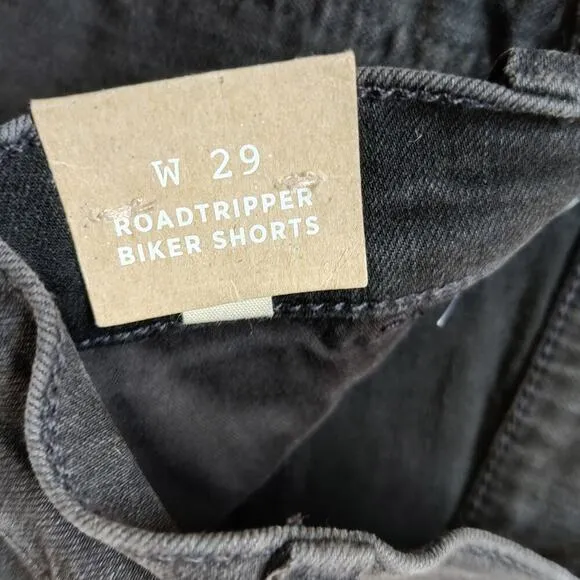 Madewell Roadtripper Biker Shorts in Black Lunar Wash Size 29 High Rise