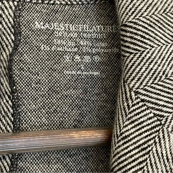 Majestic Filatures Linen Blend Blazer, French Size 2 (See Sizing Notes)