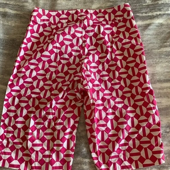 Melly M Bermuda Shorts Pink and White