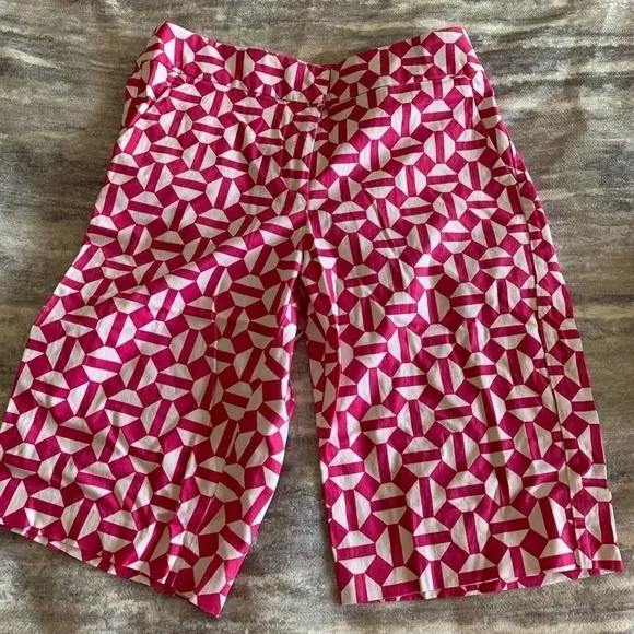 Melly M Bermuda Shorts Pink and White