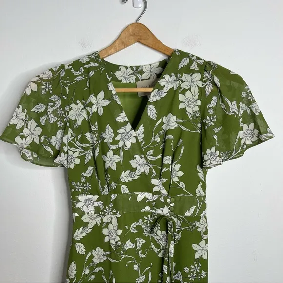 Moon River Green Floral Ruffle Wrap Midi Dress Size S