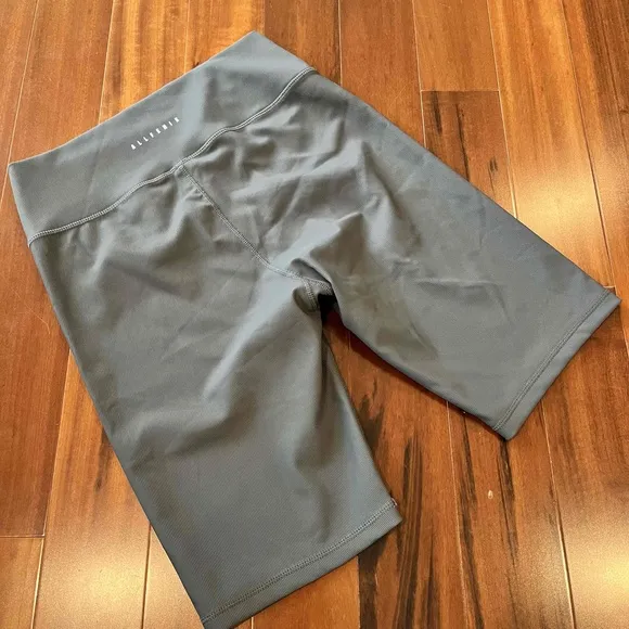 New NWT All Fenix Gray Rib Shorts High-Waisted Biker Athletic Womens Size XL