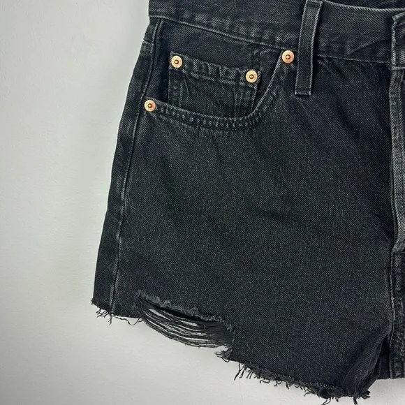 NEW Waterless Levi’s 501 Black Distressed Raw Hem High Waisted Size 29 Shorts