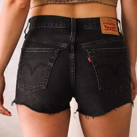 NEW Waterless Levi’s 501 Black Distressed Raw Hem High Waisted Size 29 Shorts