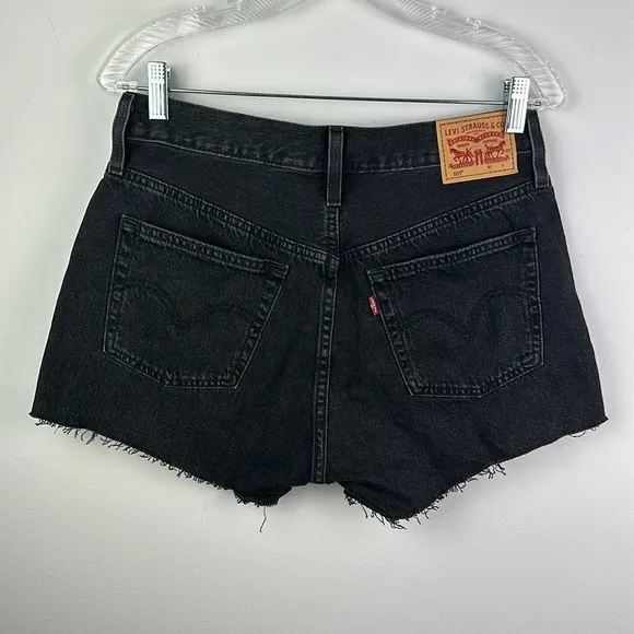 NEW Waterless Levi’s 501 Black Distressed Raw Hem High Waisted Size 29 Shorts