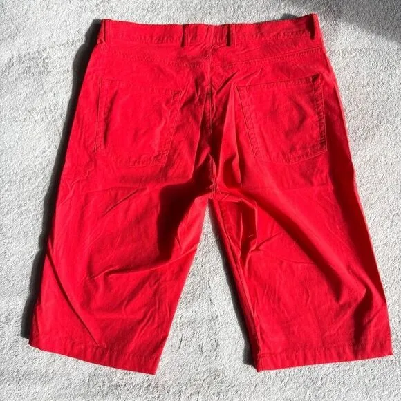 NWOT Golfino Women’s Red Bermuda Golf Shorts