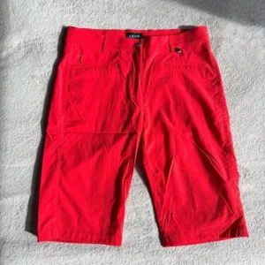 NWOT Golfino Women’s Red Bermuda Golf Shorts