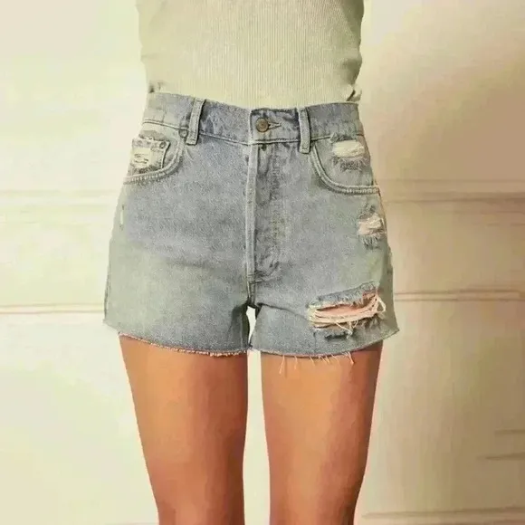 NWT Boyish &quot;The Cody&quot; High Rise Rigid Distressed Cut Off Denim Shorts
