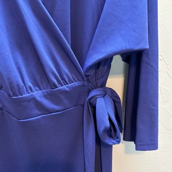 NWT Eloquii Navy/Purple Tulip Hem True Wrap Dress Size 14/16
